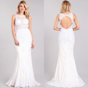 NEW! 1655 White Lace Dress